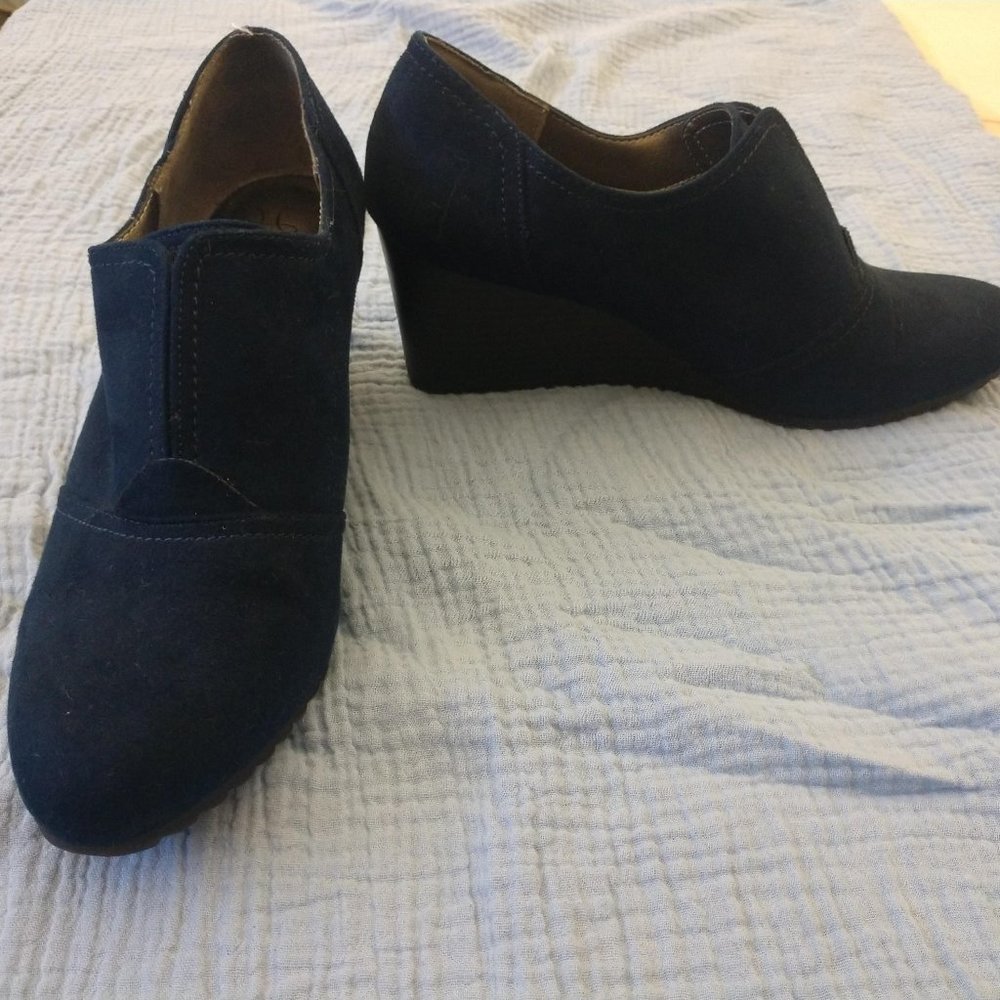 Navy Lifestride Wedge Booties size 8.5